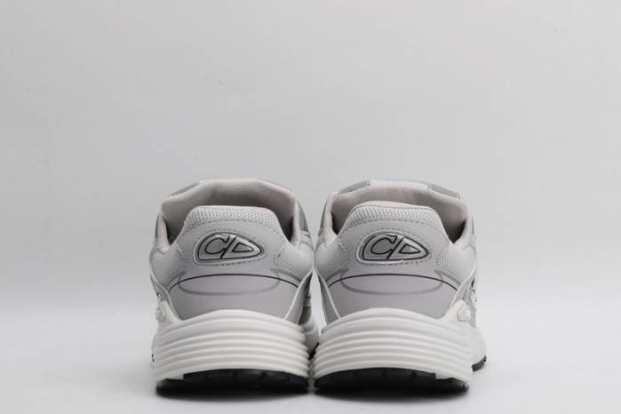 D10R B30 SNEAKER