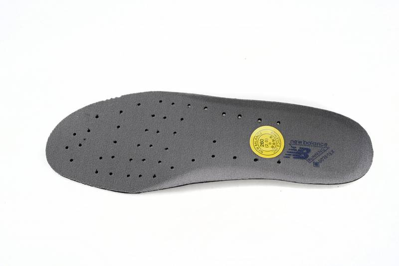 new Ba1an*e 2002r gore-tex castlerock