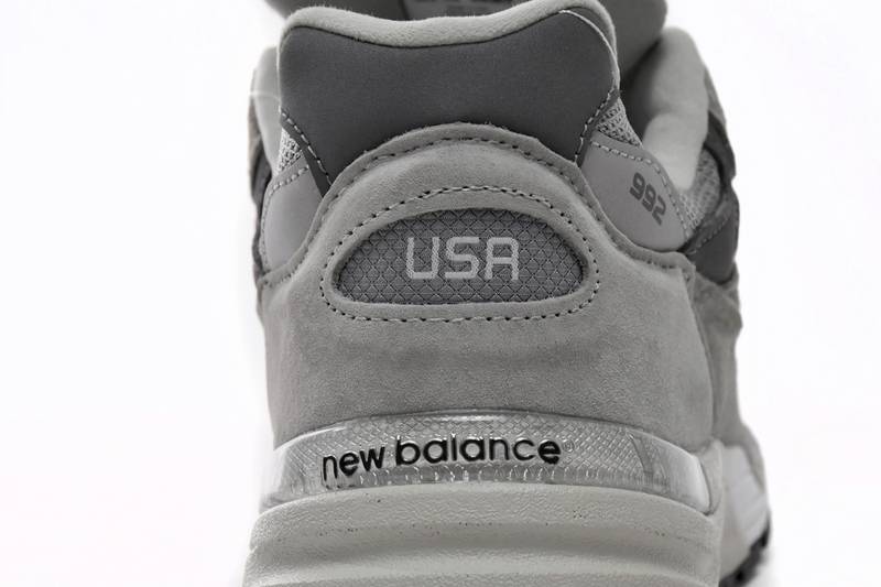 new Ba1an*e 992 grey