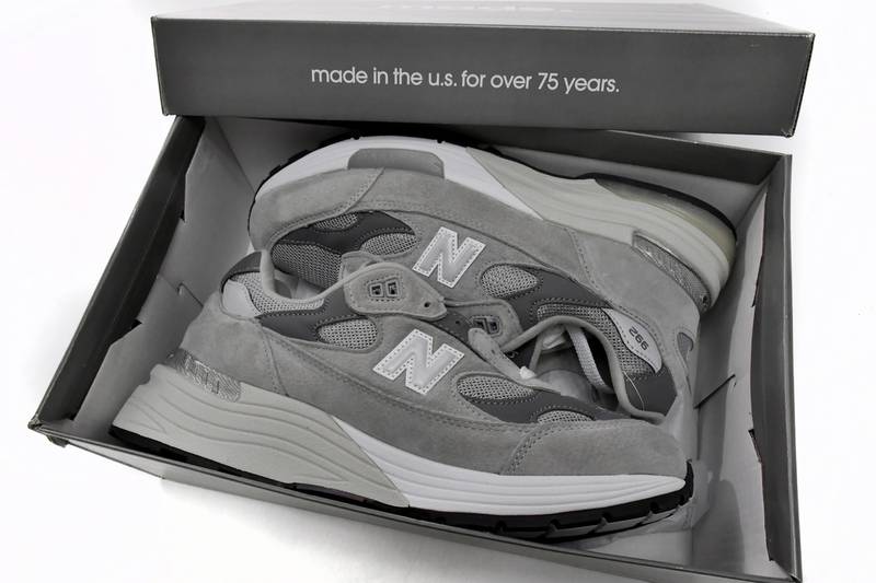 new Ba1an*e 992 grey