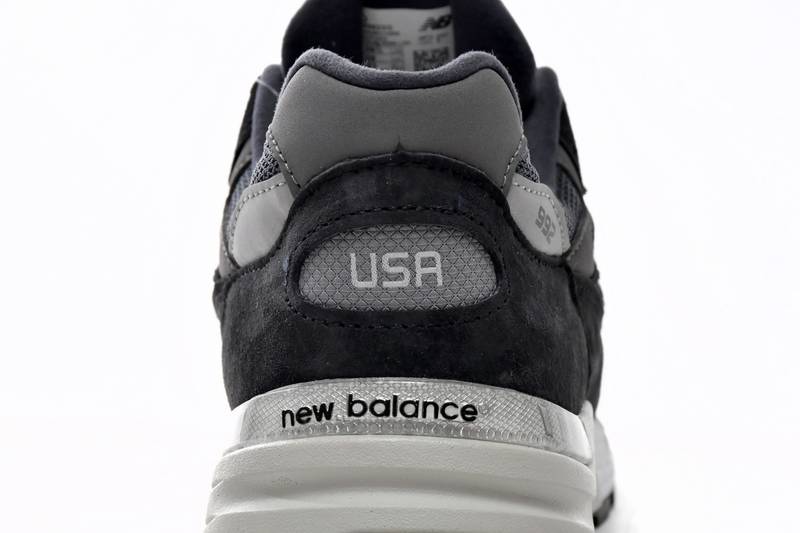 new Ba1an*e 992 navy grey
