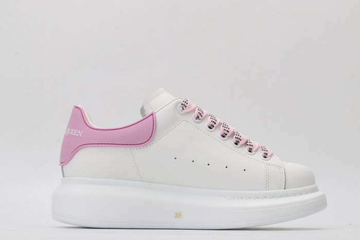MQ Sneakers
